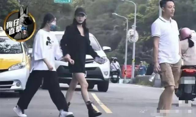 大S儿女回北京,张兰拉着小玥儿逛街,网友夸汪小菲好帅