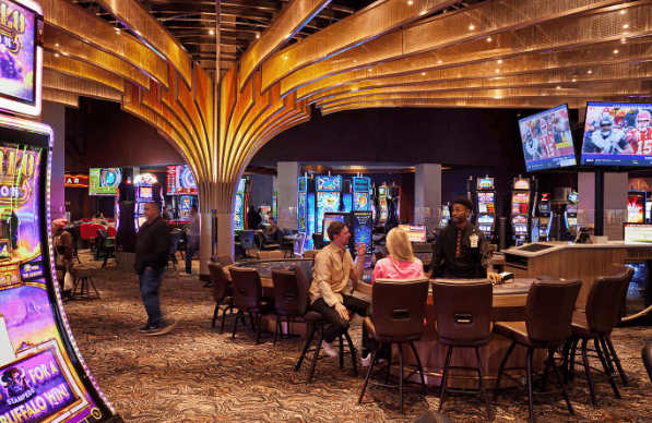 沉默21天时间，他信向全国道歉，佩通坦身份已变，柬埔寨有危险了