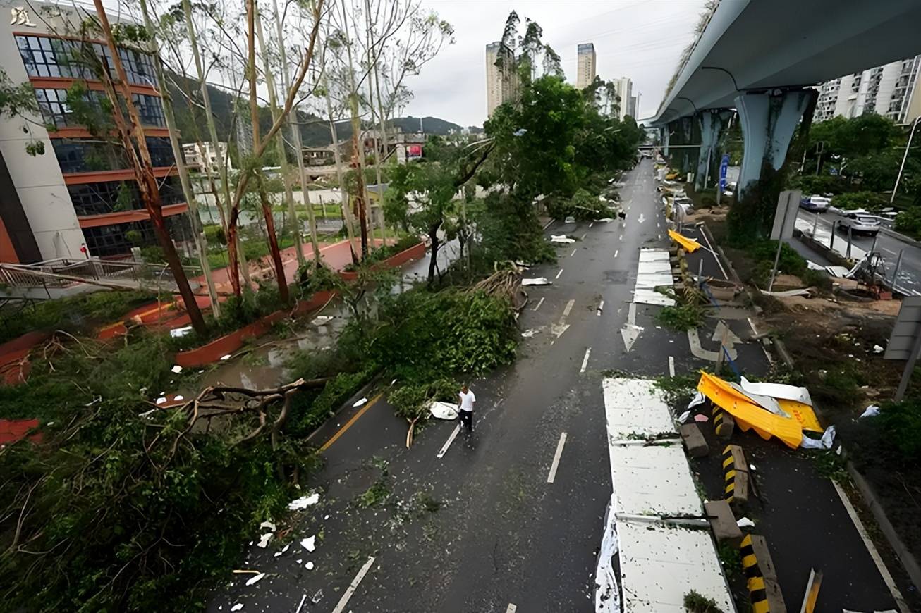 金门等地出现异动，台军宣称可直接袭击大陆军港，岛内突发爆炸声