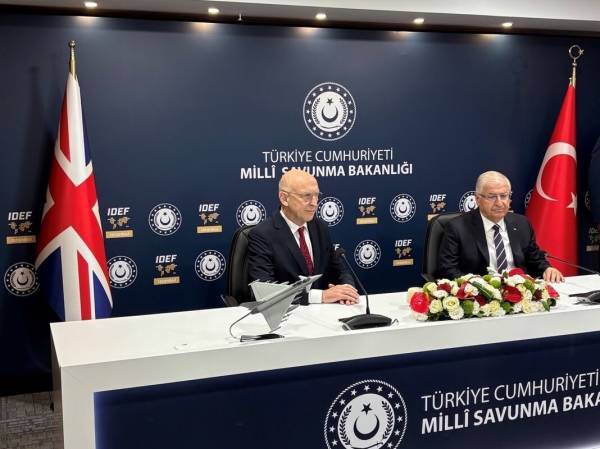 买不到F-35，不愿意买枭龙，不敢买歼-10，土耳其只能买台风了？