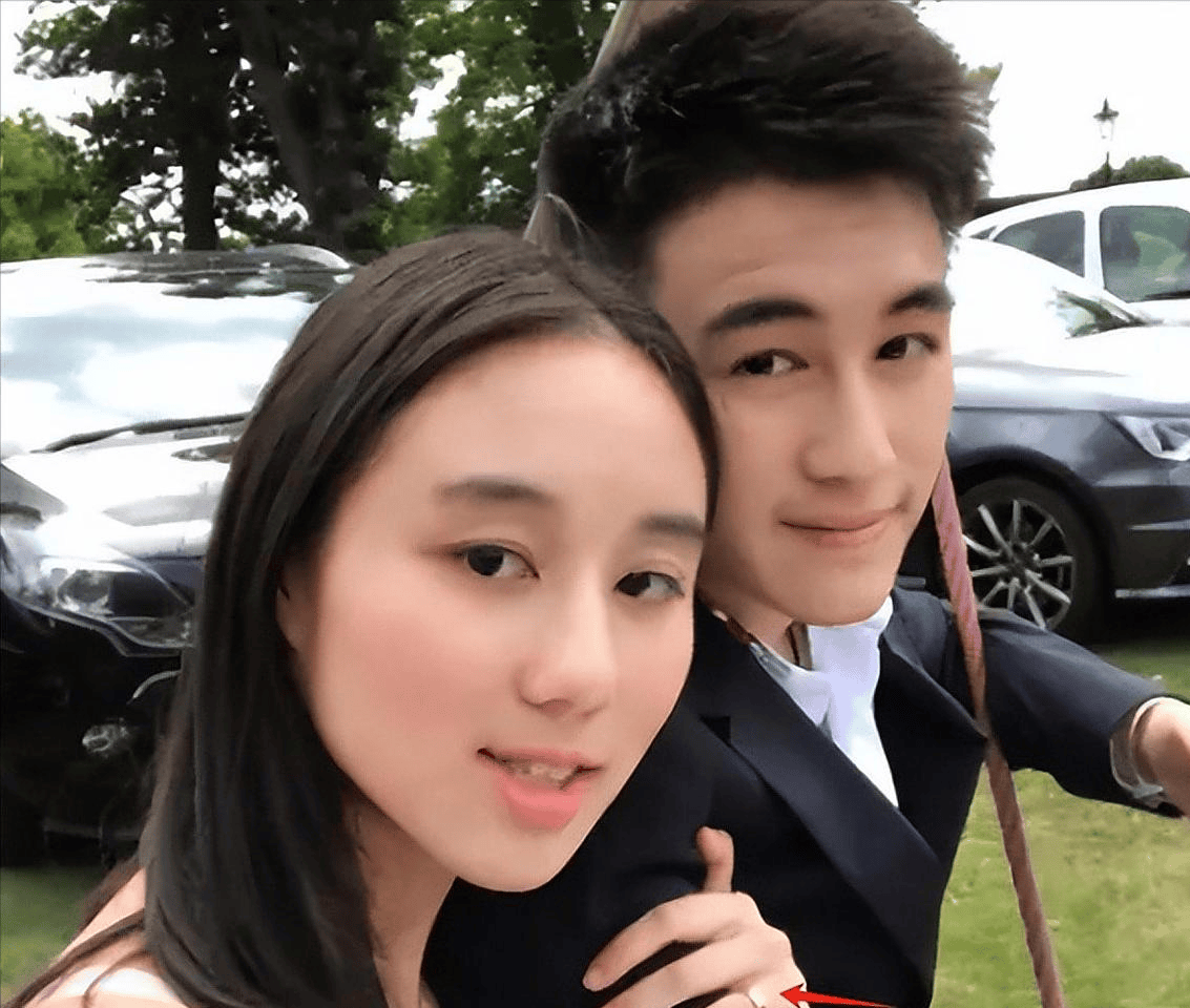 考古|何猷君五年3次辟谣私生子传闻，亲妹妹也卷入风波，本尊：这瓜连我也不懂