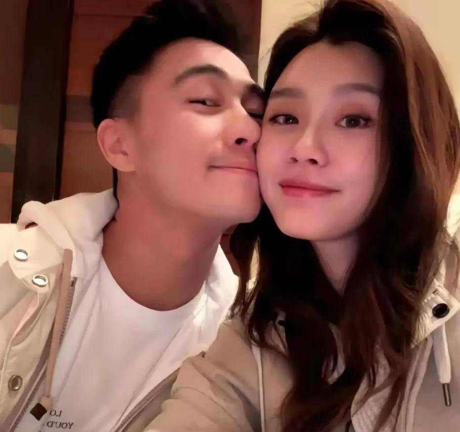 考古|何猷君五年3次辟谣私生子传闻，亲妹妹也卷入风波，本尊：这瓜连我也不懂