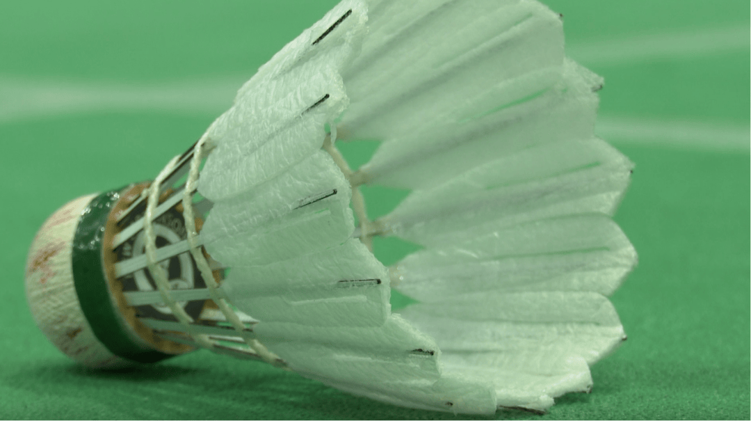 击穿眉骨、扎穿手指……这项球速达300km/h的人气运动暗藏风险！