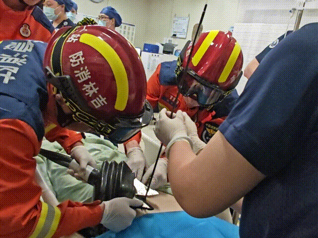 击穿眉骨、扎穿手指……这项球速达300km/h的人气运动暗藏风险！