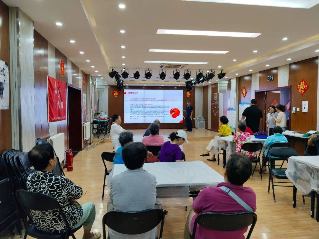 从“讲”到“练”全覆盖 东城消防蓝朋友定制化培训守护辖区平安