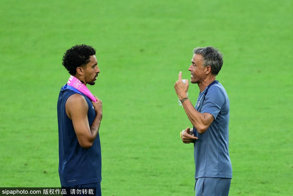 欧冠抽签揭晓：法甲三强陷入“死亡之组”，能否绝境逢生？