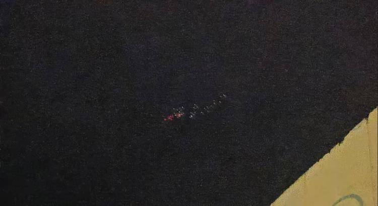 哈尔滨上空现不明飞行物,目击者:亮点密集呈长条状,悬停空中20分钟