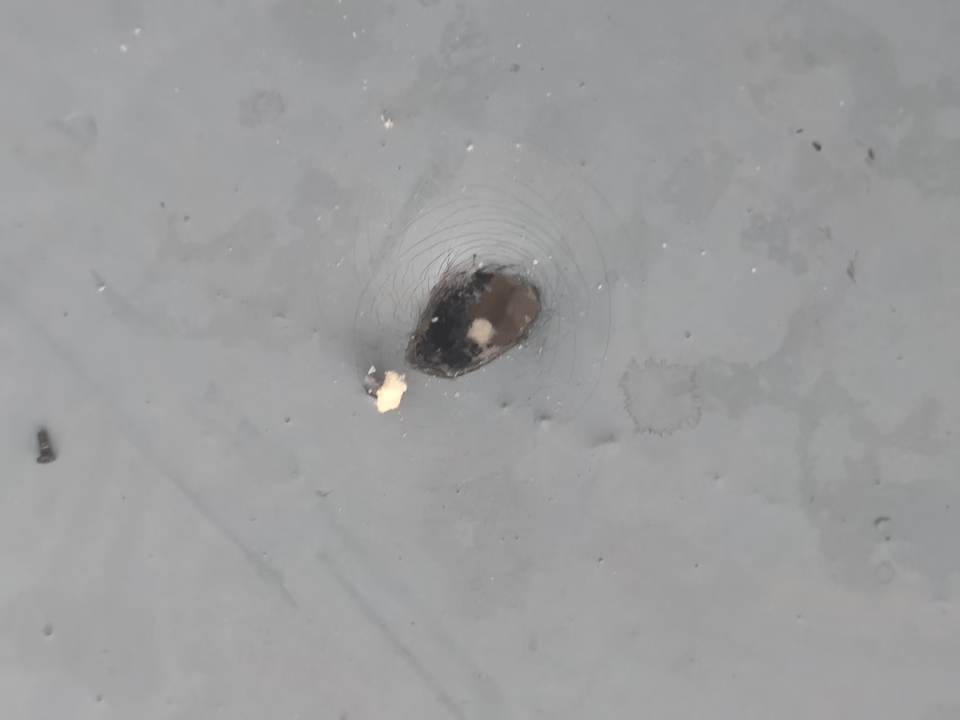 上海环球金融中心楼顶无人机对撞!对话管理方:9年已坠95架,楼顶“风洞”成黑飞重灾区!