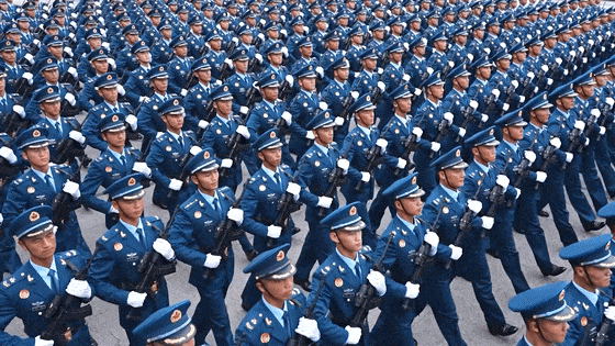 盛大阅兵即将开始，这是今晨的天安门广场！