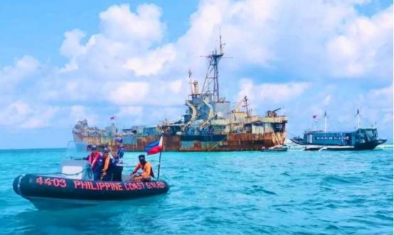 “破船”解体倒计时，仁爱礁交锋再次打响！中菲深夜爆发对峙，我海警直接把话挑明