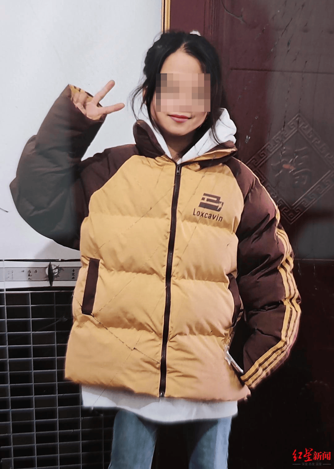 两名15岁少女失联10天，朋友圈定位显示在越南境内，家属已报案，警方介入