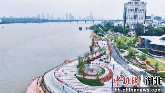 武昌湾1956公园“十一”正式开放