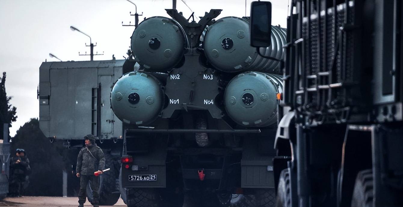 战斧即将到手,泽连斯基信心大增!普京求援中朝伊,保卫战一触即发?