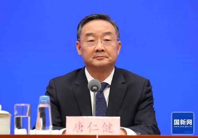 27人被查，24人被处分！直辖市62岁“老虎”，结交政治骗子被双开