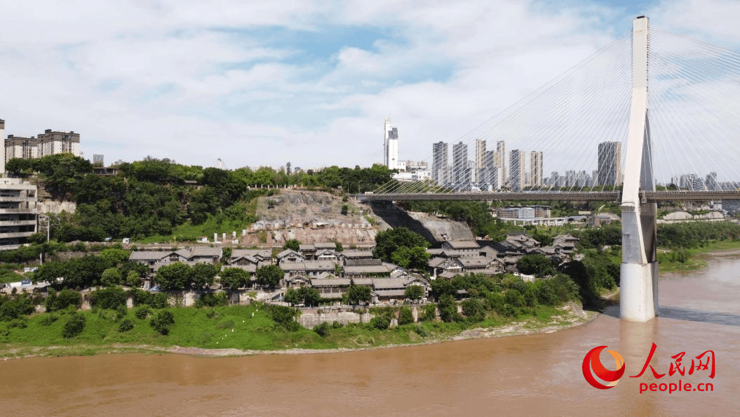 人民直击|披着文旅外衣的“烫手山芋”