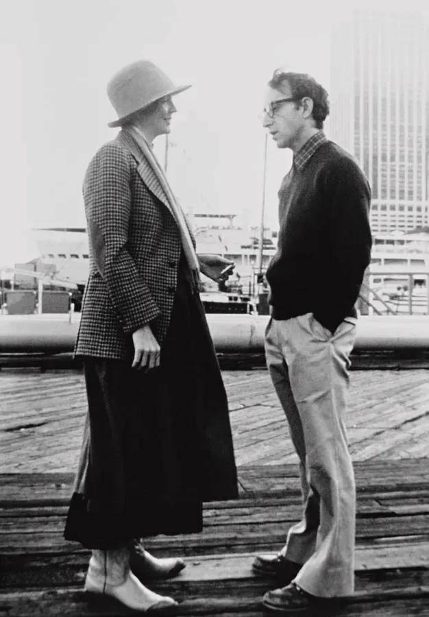 79岁奥斯卡影后离世,她是男神收割机,松弛中性风穿搭鼻祖